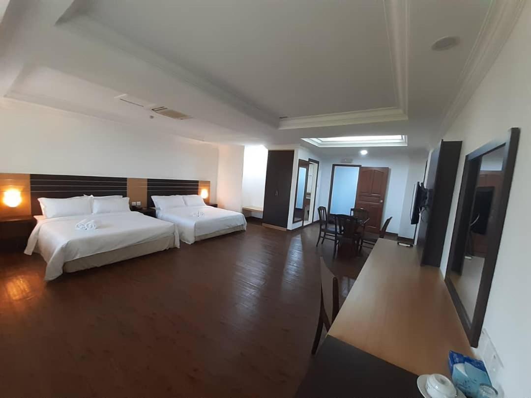 Sara Hotel Labuan Zewnętrze zdjęcie