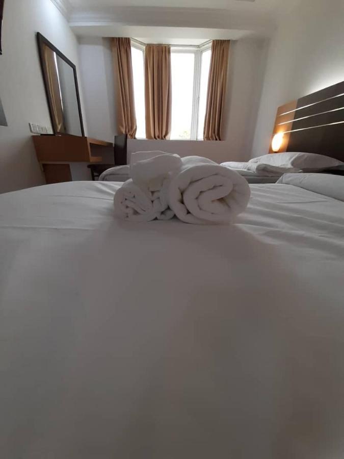 Sara Hotel Labuan Zewnętrze zdjęcie